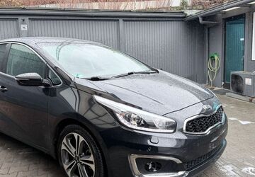 Kia ceed / Ceed 118.000 km 8.999 &euro; Mülheim an der Ruhr 45468