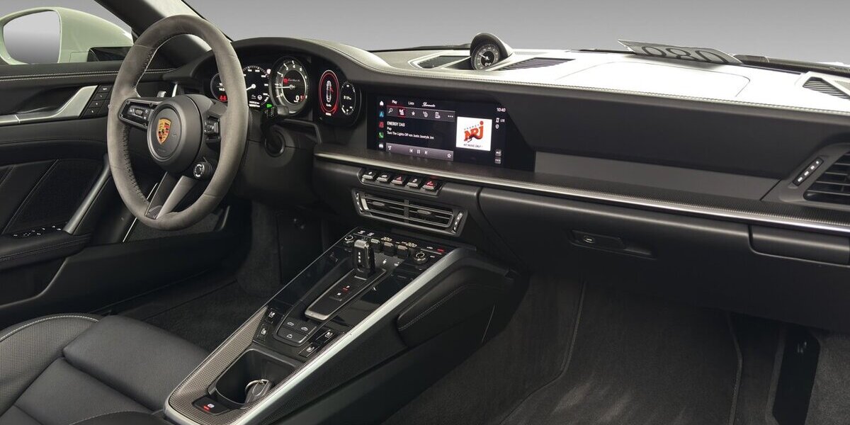 Porsche 992 Turbo S Burm Approved Aero Matrix 105.961 km 186.900 &euro; Wuppertal 42327