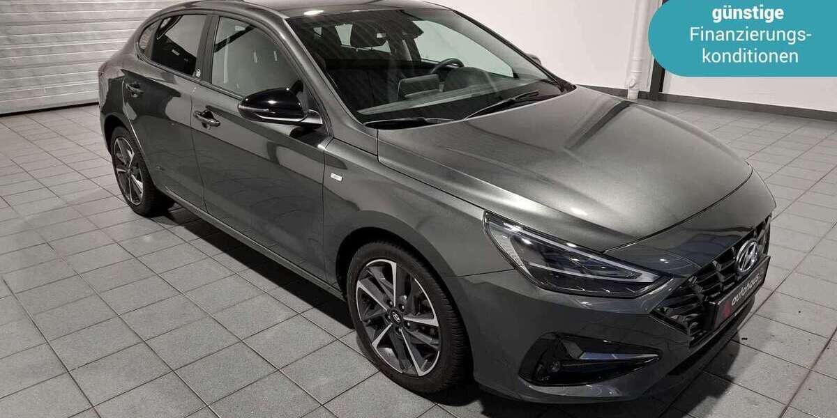 Hyundai i30 31.127 km 18.990 &euro; Wuppertal - Barmen 42287