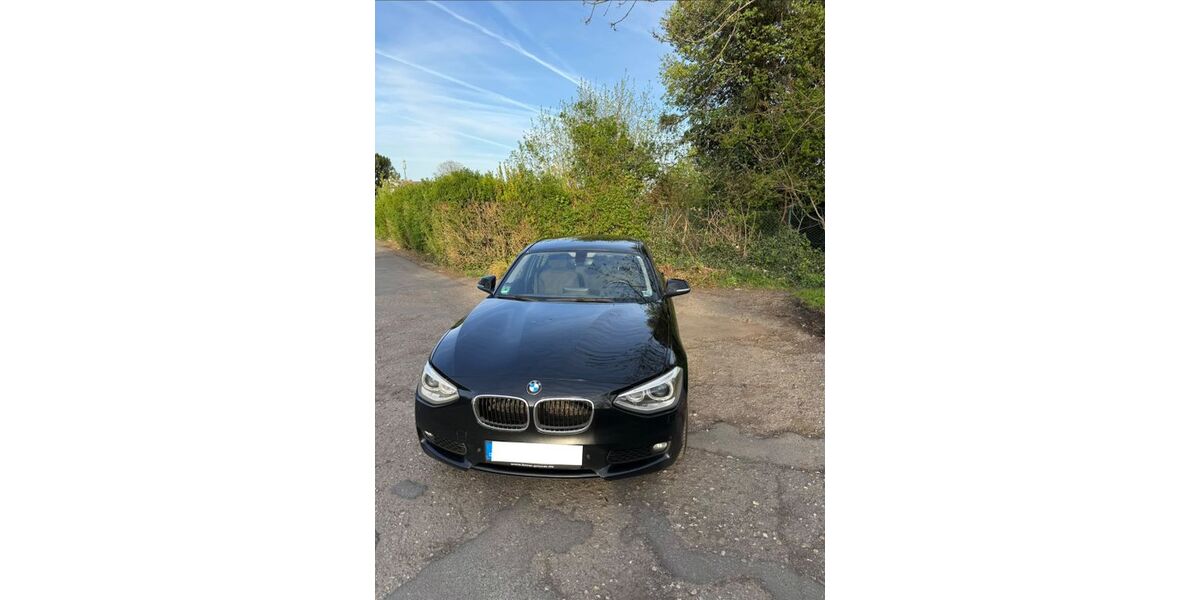 BMW 118 330.200 km 5.300 &euro; Düsseldorf 40223