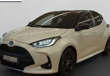 Toyota Yaris 11.100 km 23.390 &euro; Leverkusen 51381