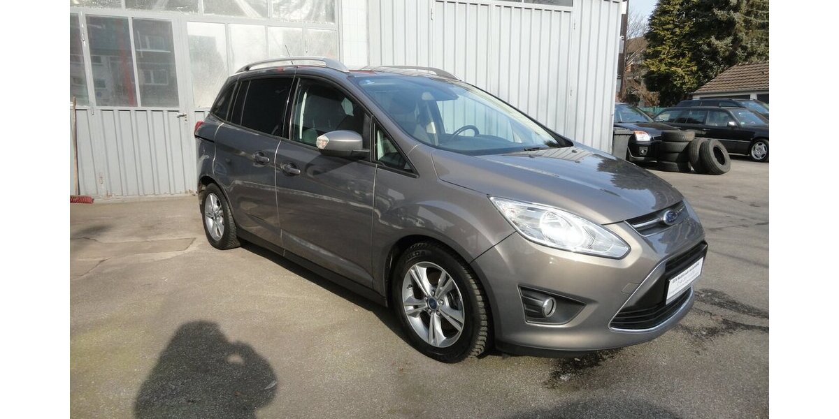Ford Grand C-Max SYNC Edit. 1,6L/110KW Klima+SHZ+PDC 170.000 km 5.999 &euro; Neuss 41462