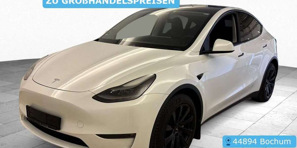 Tesla Model Y 74.720 km 30.395 &euro; Krefeld 47829