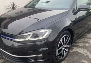 VW Golf 107.400 km 14.550 &euro; Düsseldorf 40231