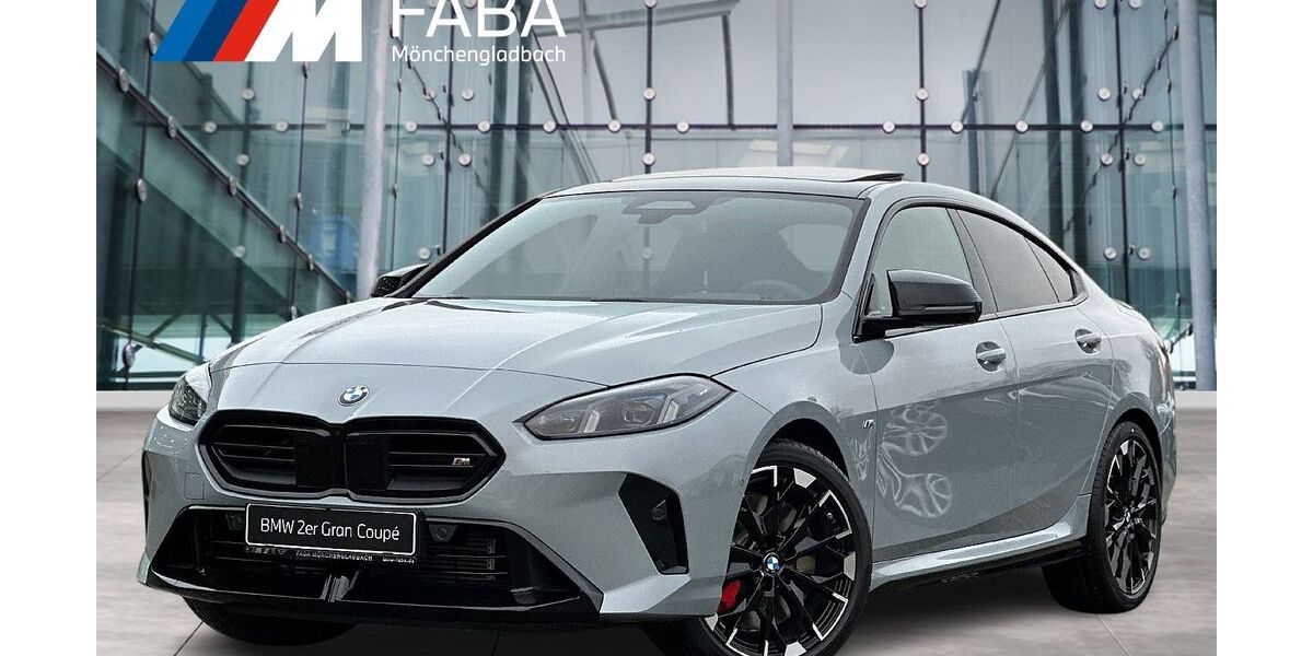 BMW M235 4.100 km 52.450 &euro; Mönchengladbach 41066