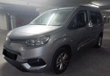 Toyota Proace City 4.000 km 28.440 &euro; Oberhausen 46149