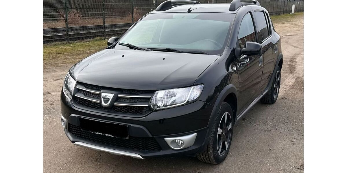 Dacia Sandero 155.000 km 5.100 &euro; Oberhausen 46049