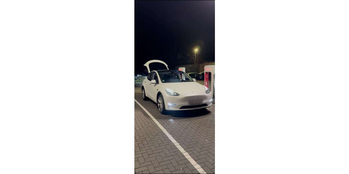 Tesla Model Y 25.650 km 36.250 &euro; Langenfield 40764