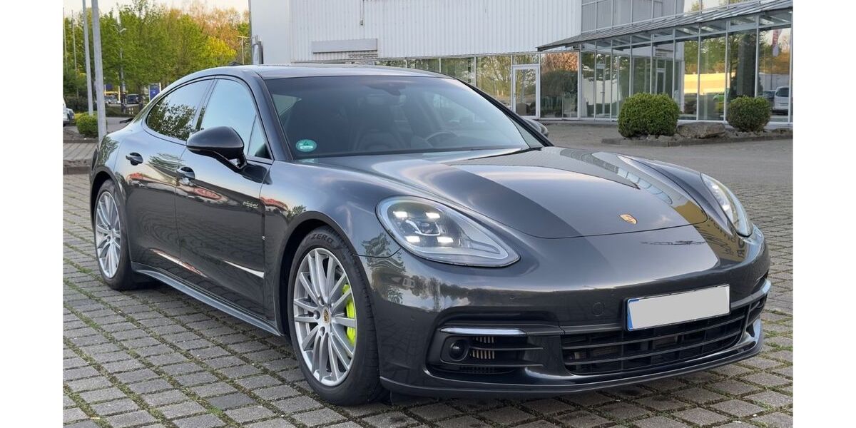 Porsche Panamera 62.000 km 62.740 &euro; Mülheim an der Ruhr 45478