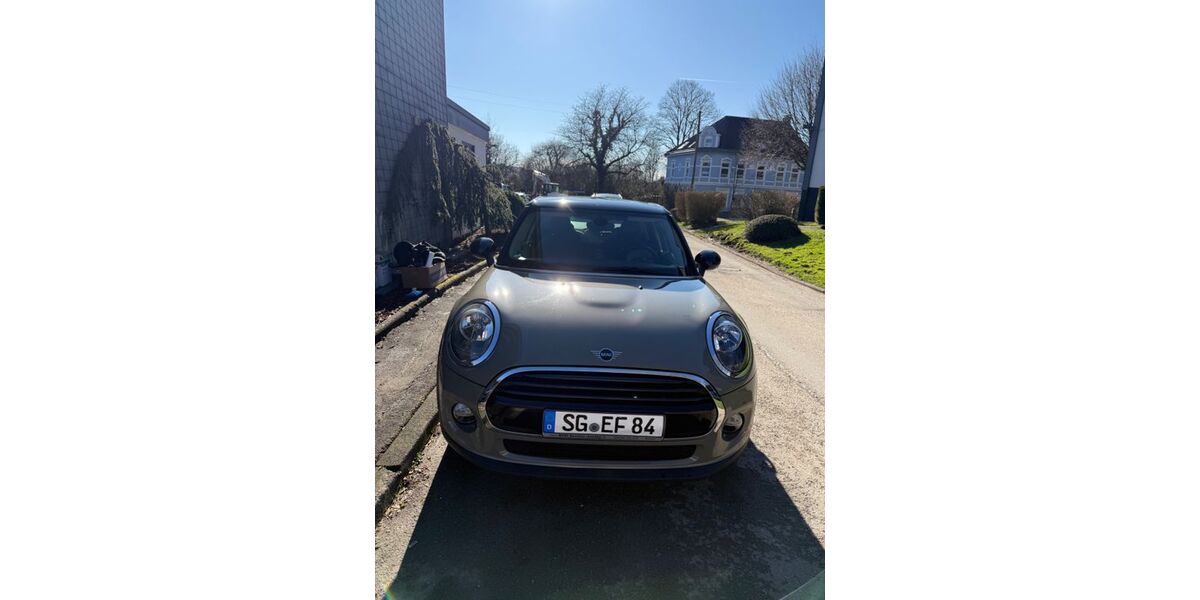 Mini Cooper D 122.250 km 11.700 &euro; Wuppertal 42327