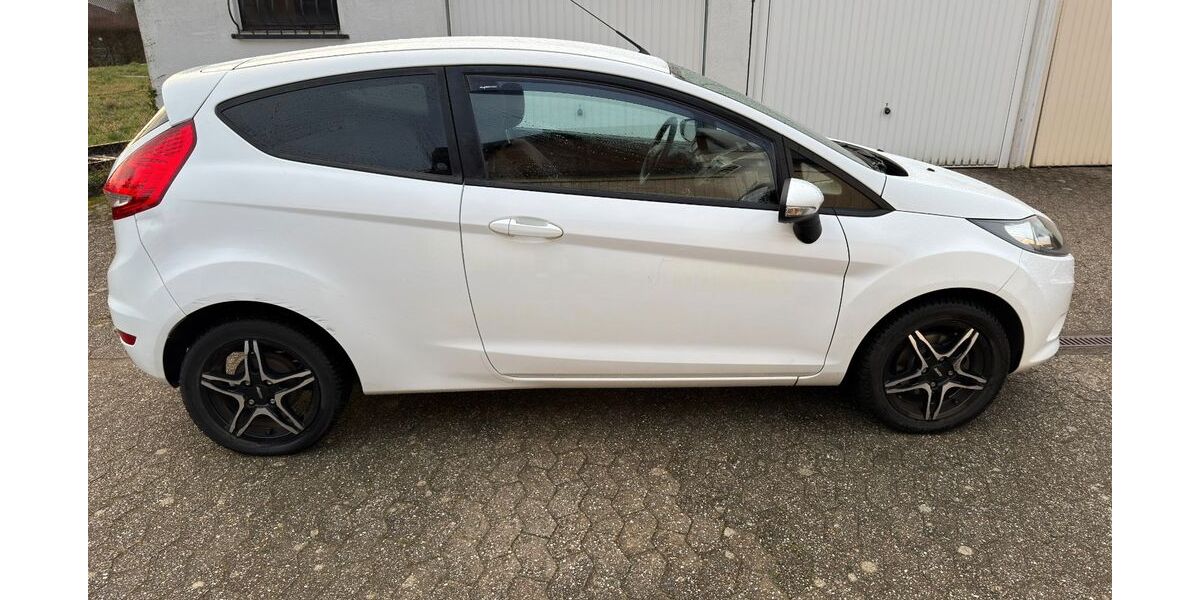 Ford Fiesta 138.000 km 3.400 &euro; Krefeld 47839