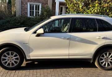 Porsche Cayenne 238.000 km 14.490 &euro; Düsseldorf 40627