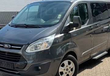 Ford Tourneo Custom 150.000 km 18.999 &euro; Düsseldorf 40233