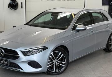 Mercedes-Benz A 180 2.275 km 30.950 &euro; Wuppertal 42281