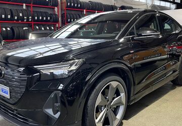 Audi Q4 e-tron 37.800 km 37.670 &euro; Kaarst 41564