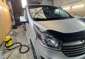Opel Vivaro 238.000 km 15.000 &euro; Hilden 40724