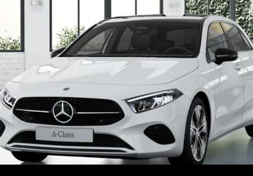 Mercedes-Benz A 180 9.900 km 32.490 &euro; Düsseldorf 40470