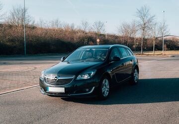 Opel Insignia 164.300 km 7.400 &euro; Neuss 41464