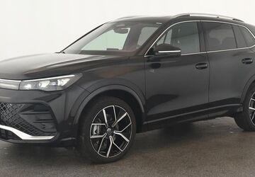VW Tiguan 16.200 km 48.784 &euro; Neuss 41464