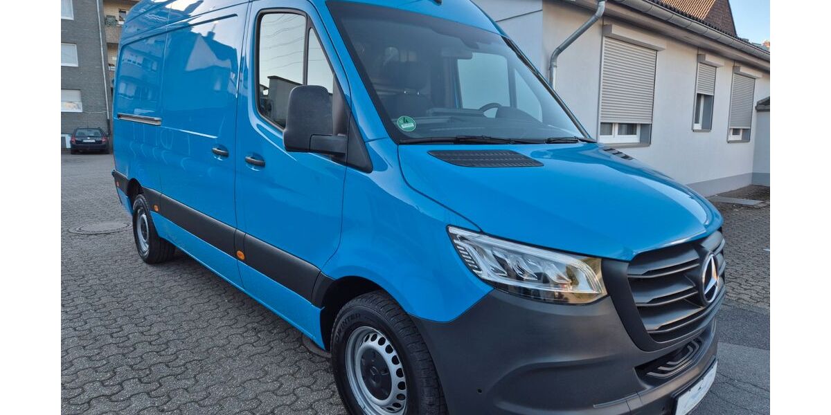 Mercedes-Benz Sprinter 200.000 km 24.750 &euro; Düsseldorf 40591