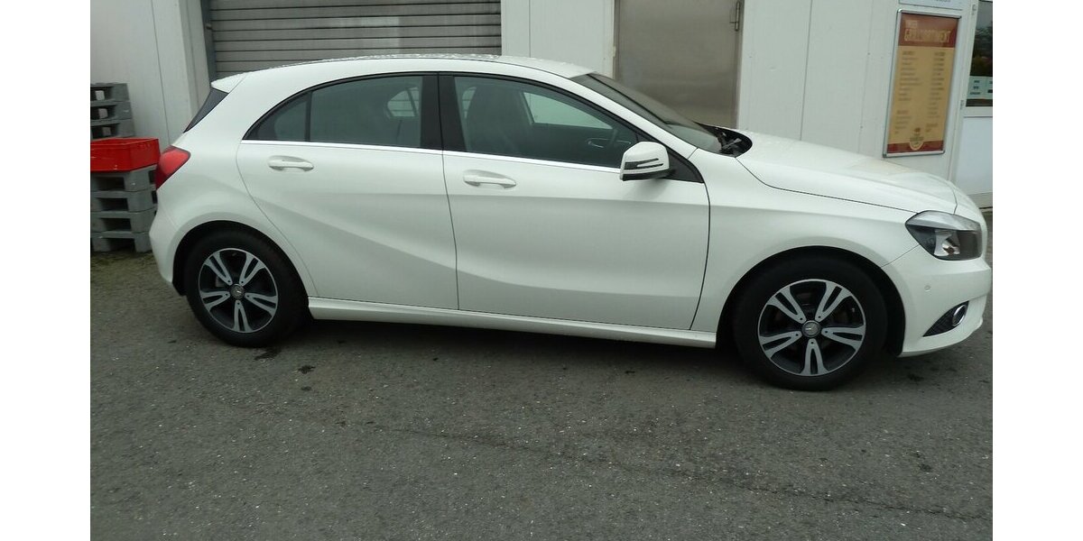 Mercedes-Benz A 180 CDI Style Sportsitze Klima Navi Alu Kamera 87.000 km 14.900 &euro; Ratingen 40885