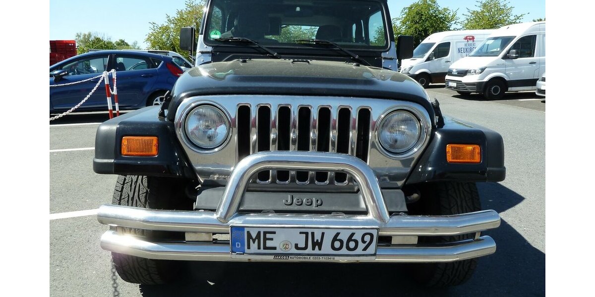 Jeep Wrangler 2.5 Sport Hartop Verdeck kein Tüv 123.000 km 8.900 &euro; Ratingen 40885