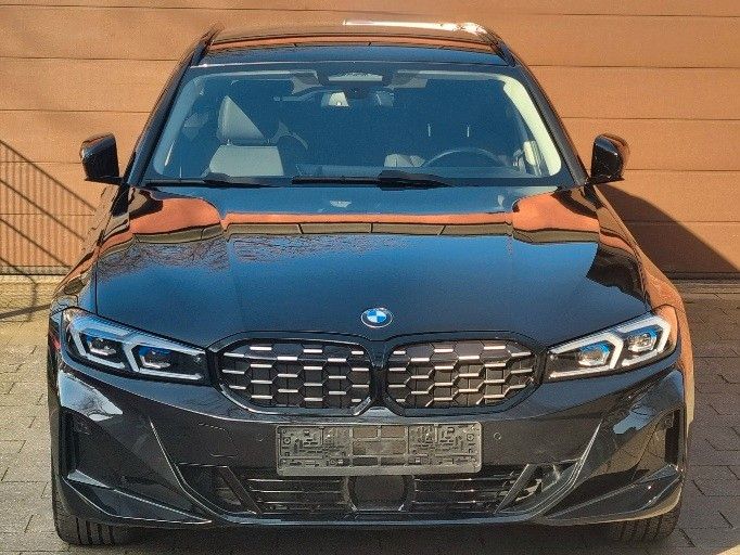 BMW 318 48.957 km 27.999 &euro; Duisburg 47138