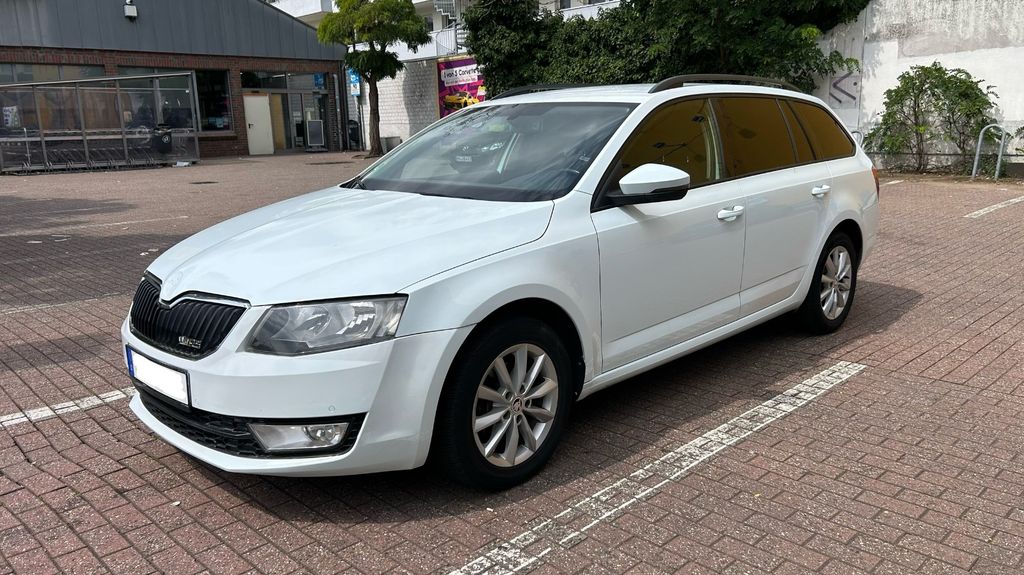Skoda Octavia 243.000 km 6.499 &euro; Düsseldorf 40233