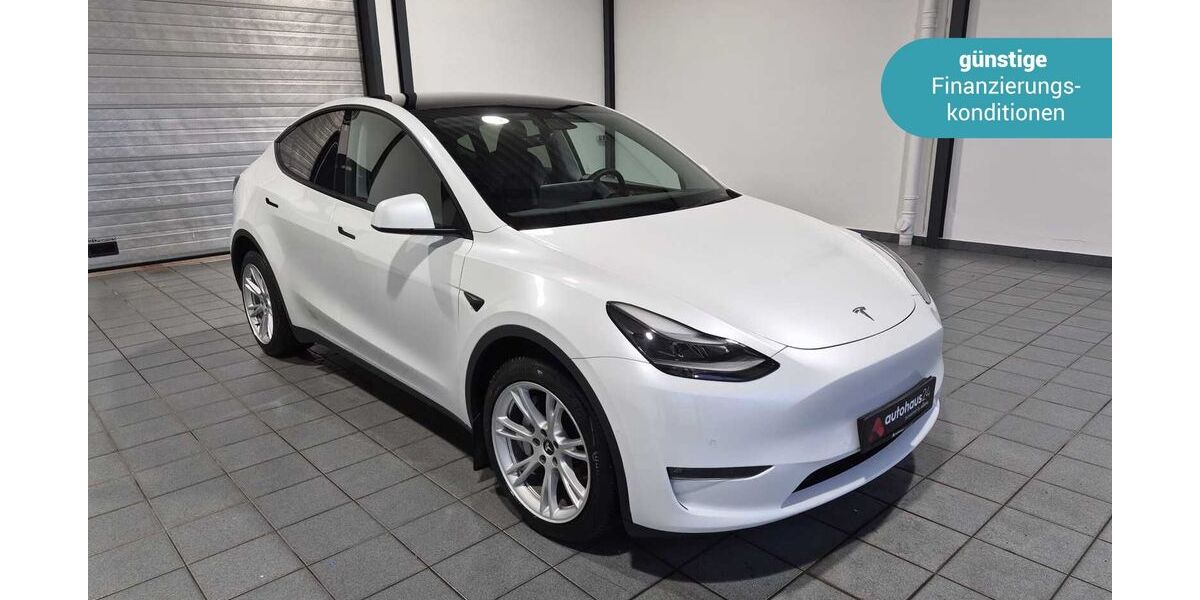Tesla Model Y 81.587 km 27.990 &euro; Wuppertal 42287