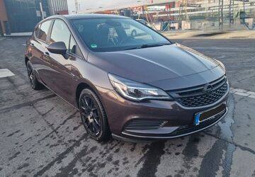 Opel Astra 121.000 km 8.990 &euro; Duisburg 47055