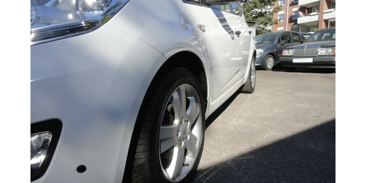 Kia Venga Vision 1,4 Klima SHZ Alu17+ Allwetter 2.Hd 96.000 km 4.950 &euro; Neuss 41462