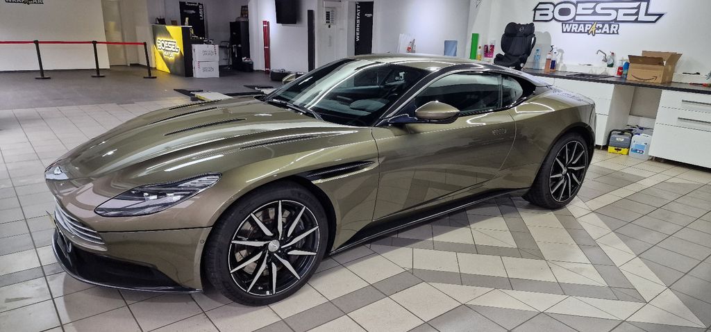 Aston Martin DB11 73.650 km 114.500 &euro; Wuppertal 42287