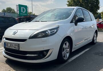 Renault Grand Scenic 174.000 km 5.799 &euro; Krefeld 47805