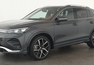 VW Tiguan 13.100 km 42.884 &euro; Neuss 41460