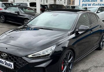 Hyundai i30 11.206 km 29.850 &euro; Oberhausen 46045