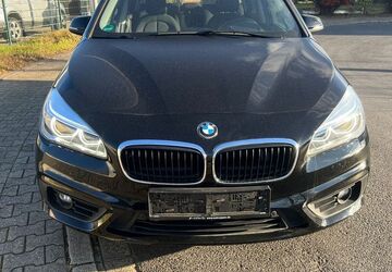 BMW 218 80.000 km 14.499 &euro; Düsseldorf 40231