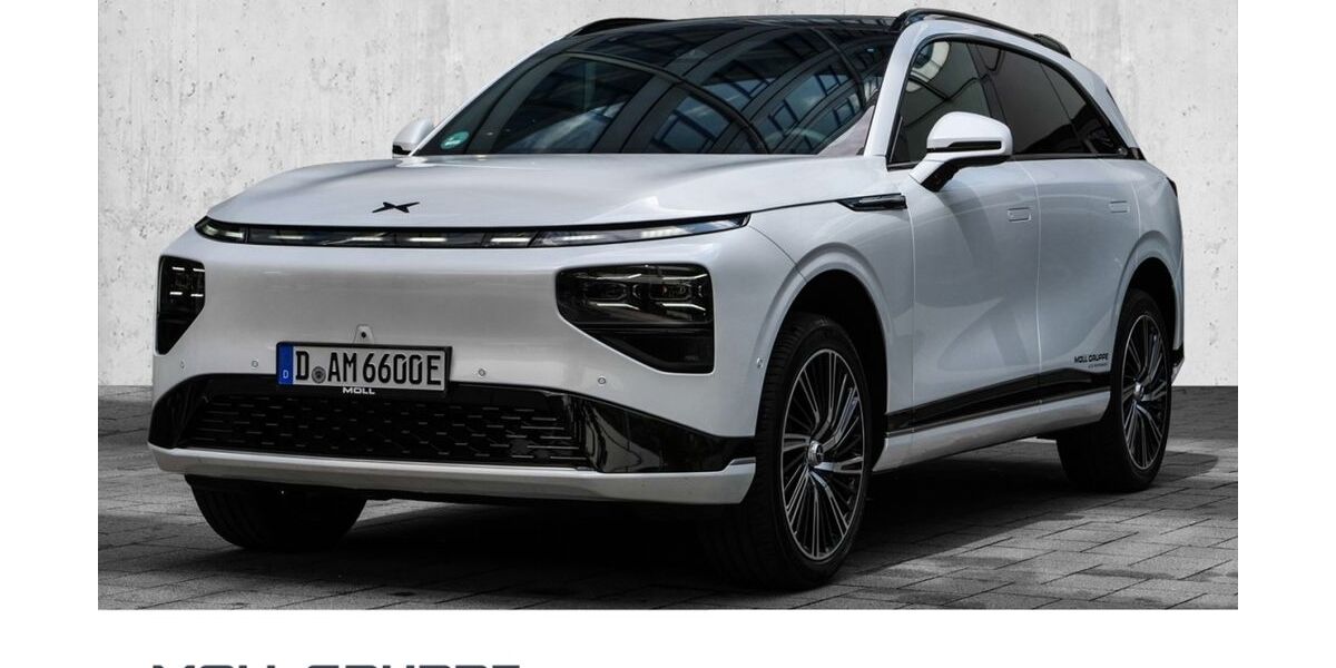 XPeng G9 10.500 km 55.950 &euro; Düsseldorf 40547