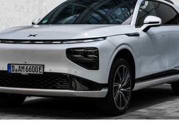 XPeng G9 10.500 km 59.950 &euro; Düsseldorf 40547